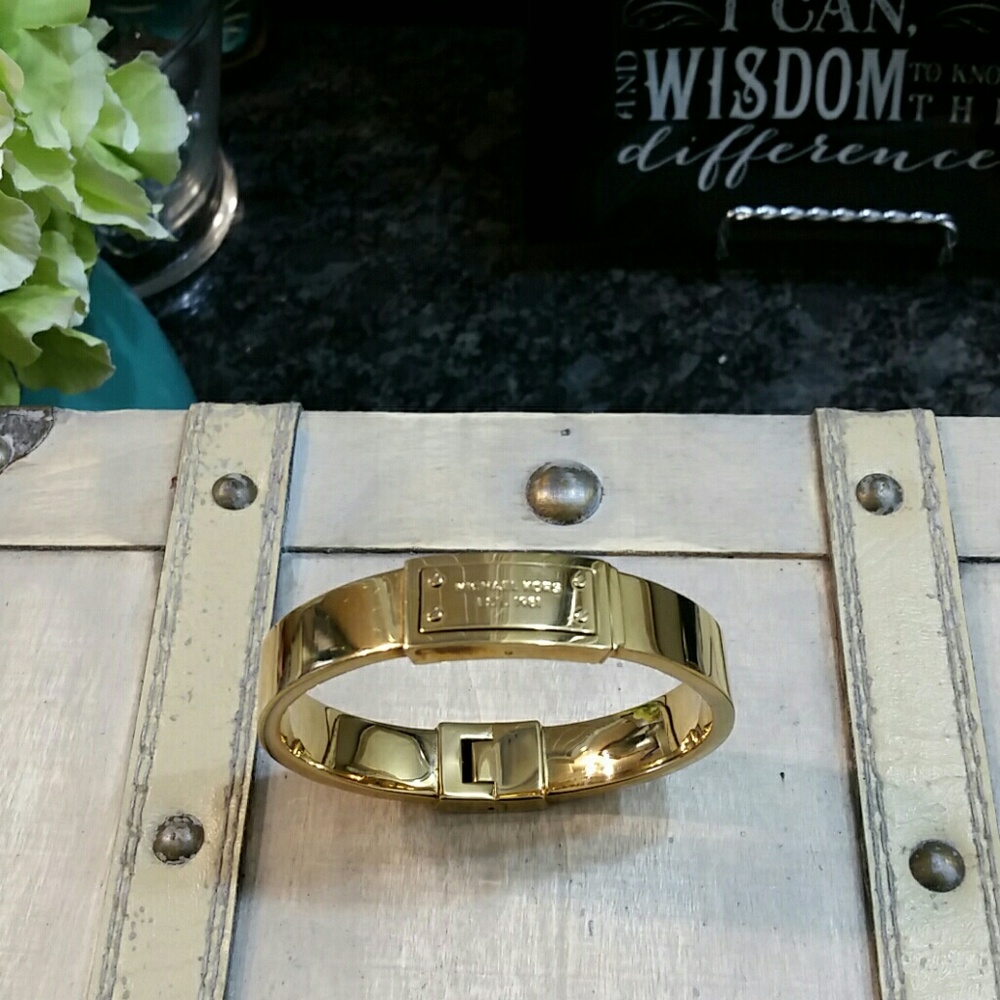 Gold MICHAEL KORS Metallic Logo Plaque Bracelet